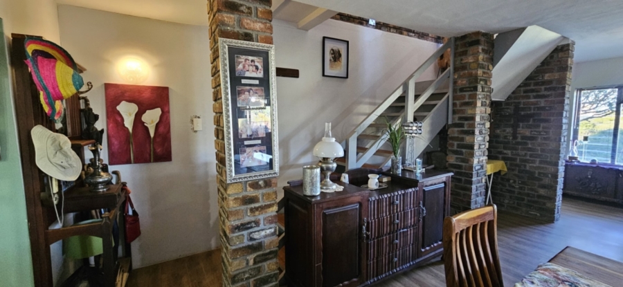 5 Bedroom Property for Sale in Franskraal Western Cape